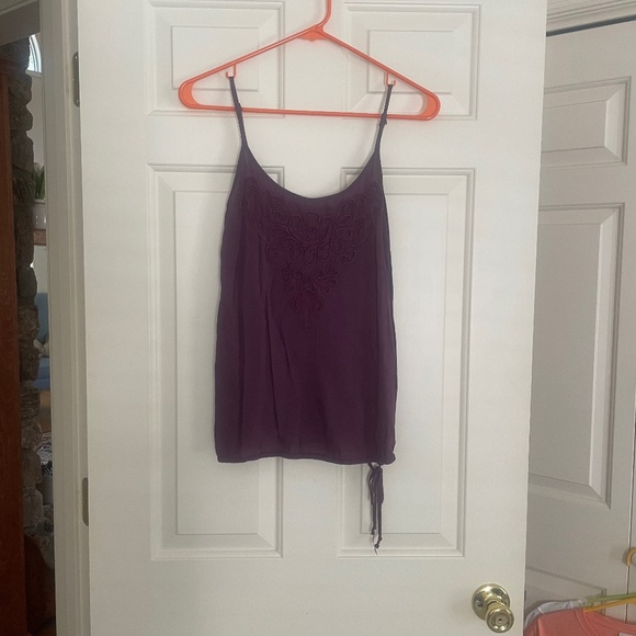 Purple top - Picture 1 of 2
